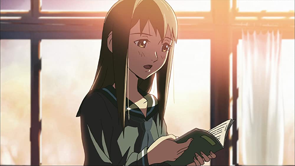 雲のむこう、約束の場所の画像