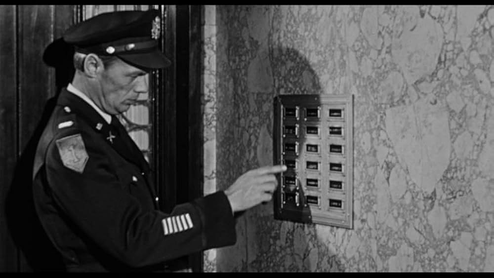 祖国への反逆！第5捕虜収容所の画像