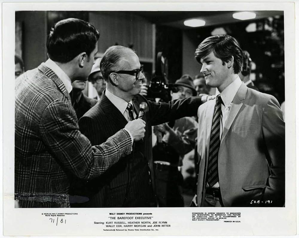 ハダシの重役の画像