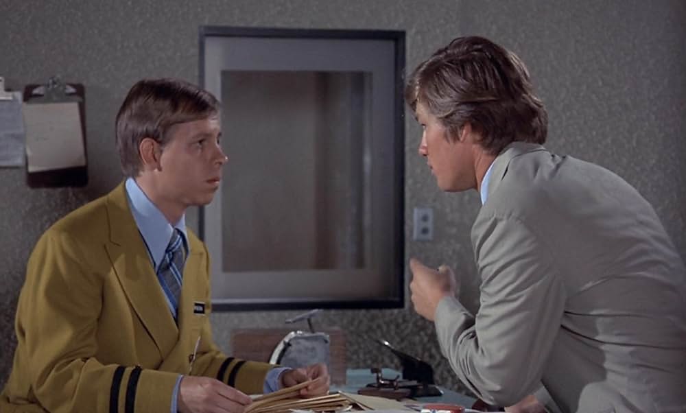 ハダシの重役の画像