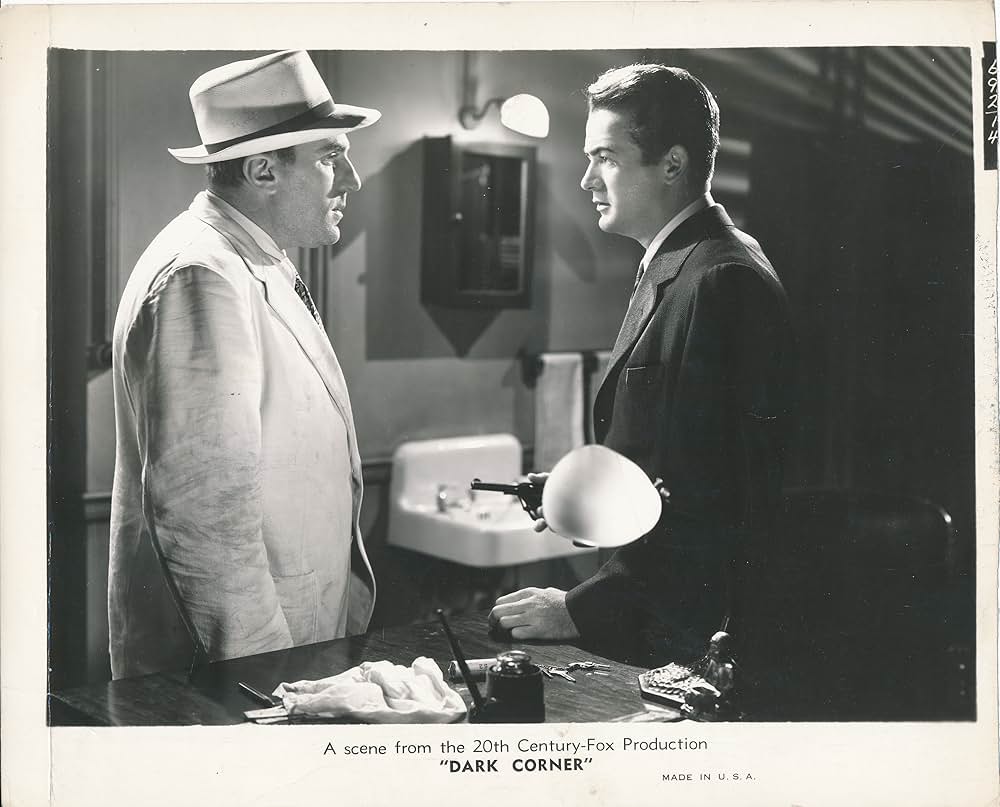 闇の曲り角の画像