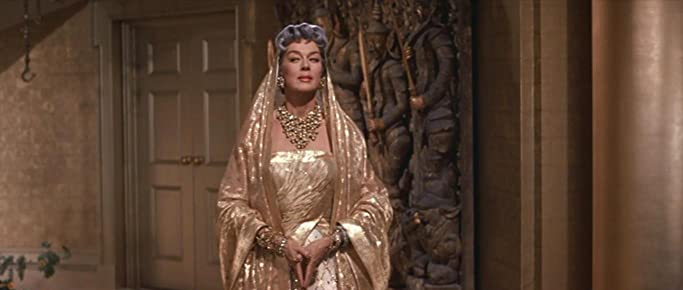 「メイム叔母さん」ロザリンド・ラッセルの画像