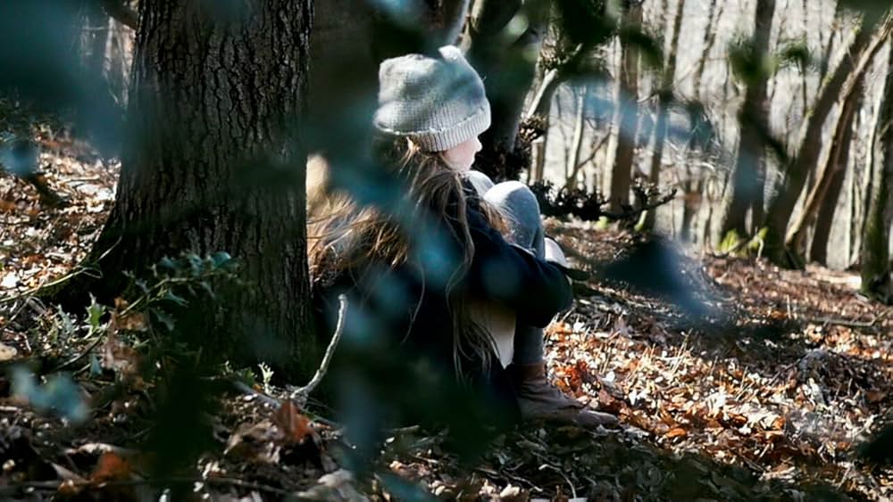 ミーシャと狼の画像