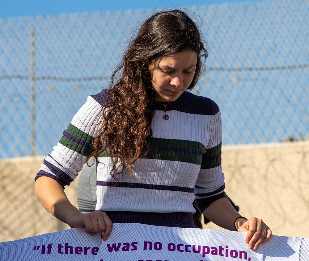 兵役拒否の画像