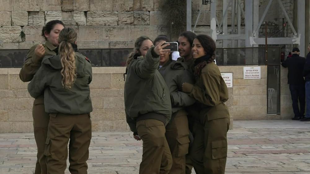 兵役拒否の画像