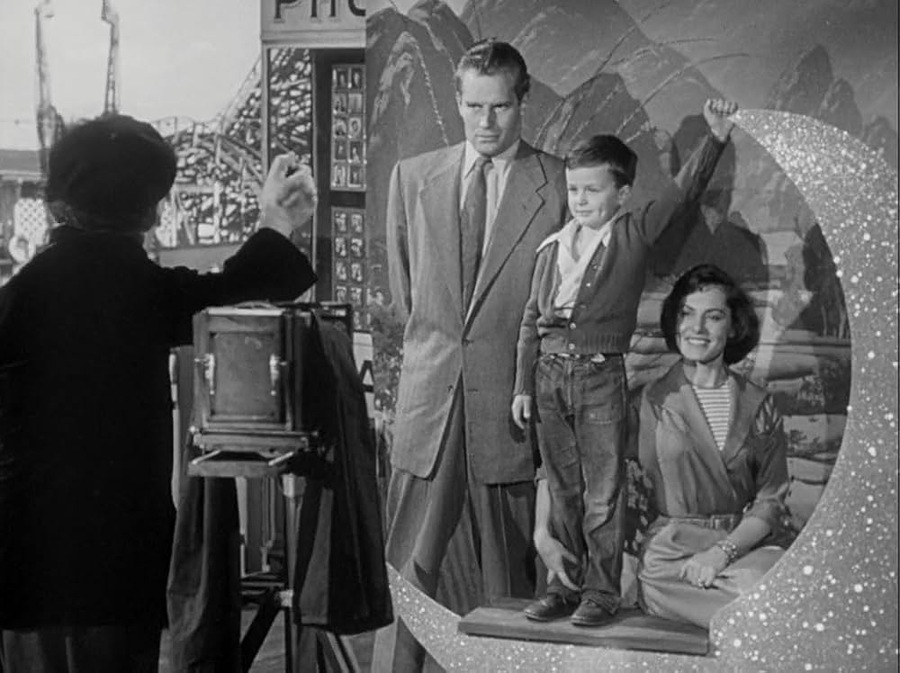 虐殺の街の画像