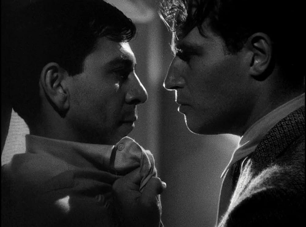 虐殺の街の画像