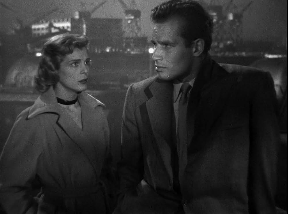 虐殺の街の画像