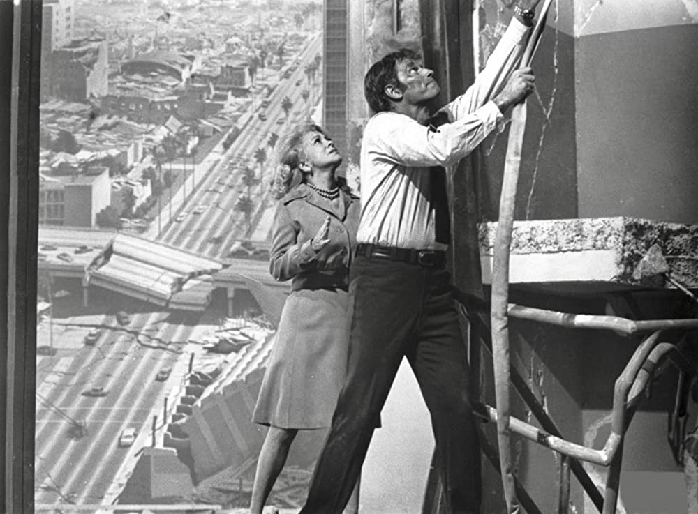 「大地震」チャールトン・ヘストン & Monica Lewisの画像