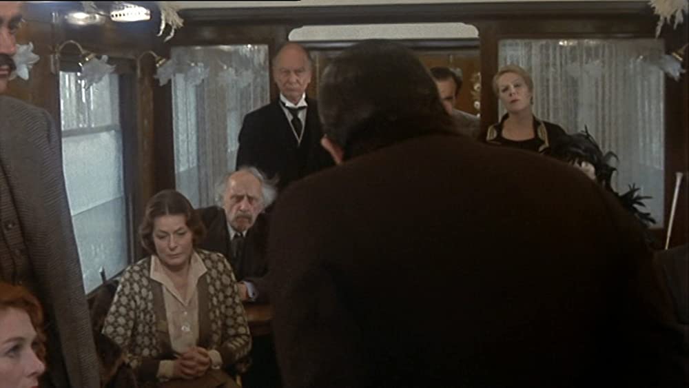 「オリエント急行殺人事件」イングリッド・バーグマン & ジョン・ギールグッド & アルバート・フィニー & ジョージ・クールリス & レイチェル・ロバーツの画像