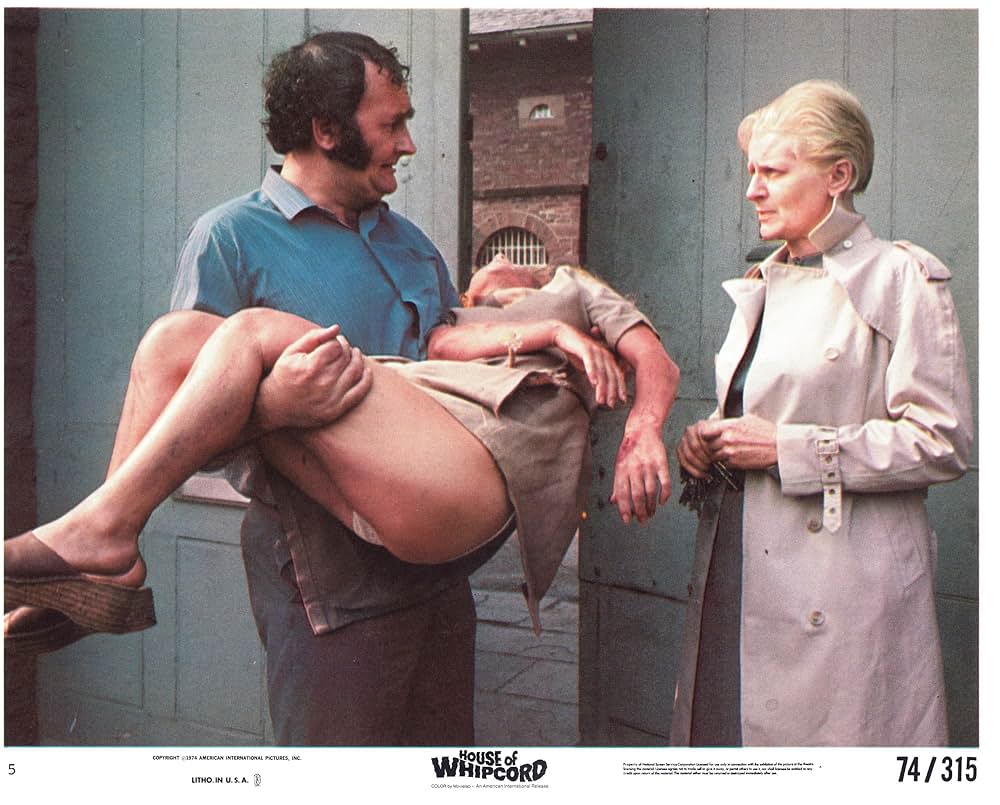 拷問の魔人館の画像