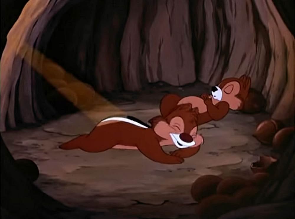 リスのいたずら合戦の画像