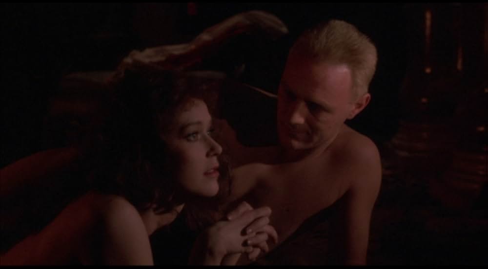 魔性の女スパイの画像