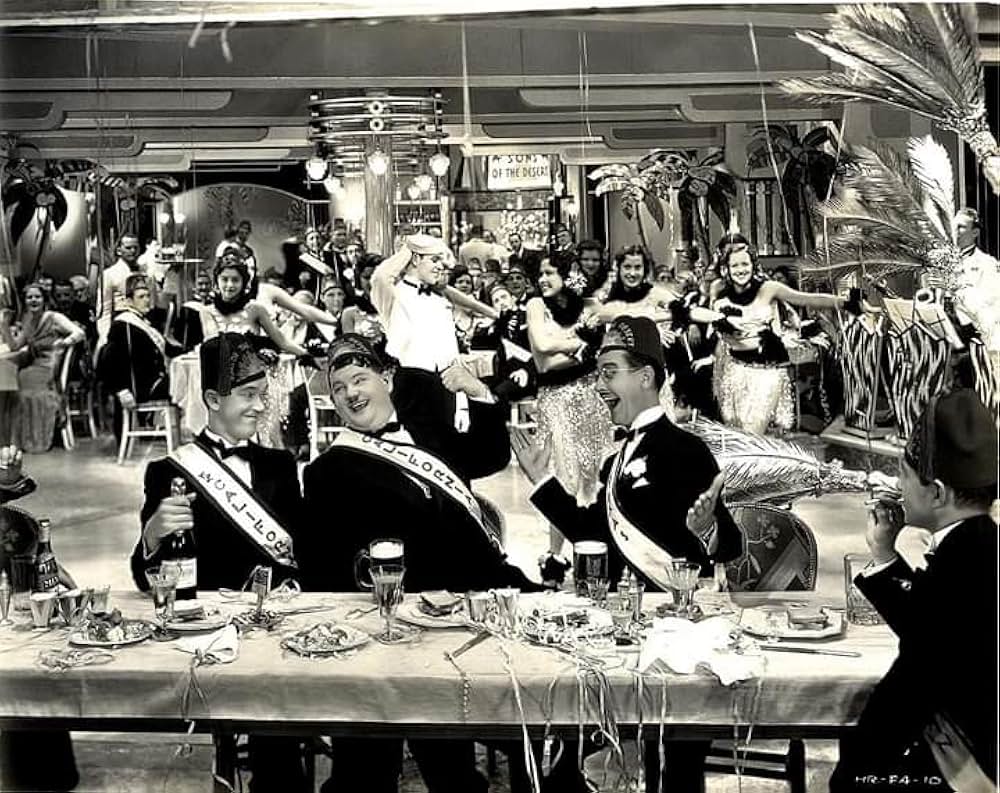 極楽発展倶楽部の画像