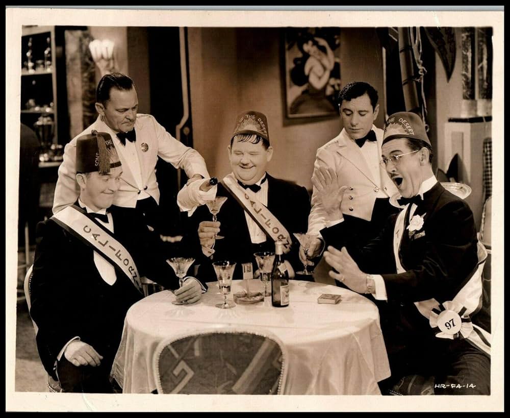 極楽発展倶楽部の画像