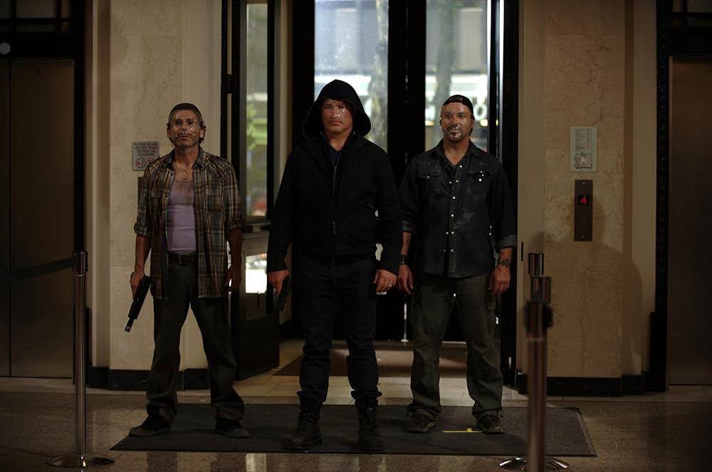 ネバー・サレンダー 肉弾無双の画像