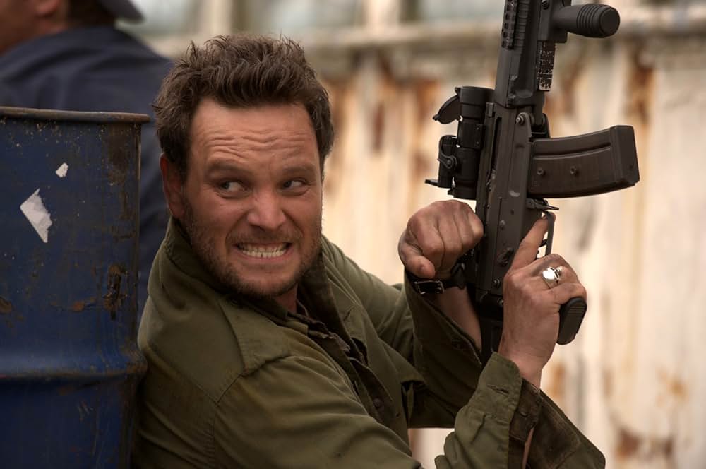 ネバー・サレンダー 肉弾無双の画像