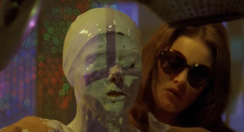 インベージョン・オブ・ザ・ビー・ガールズ〜蜂女〜の画像