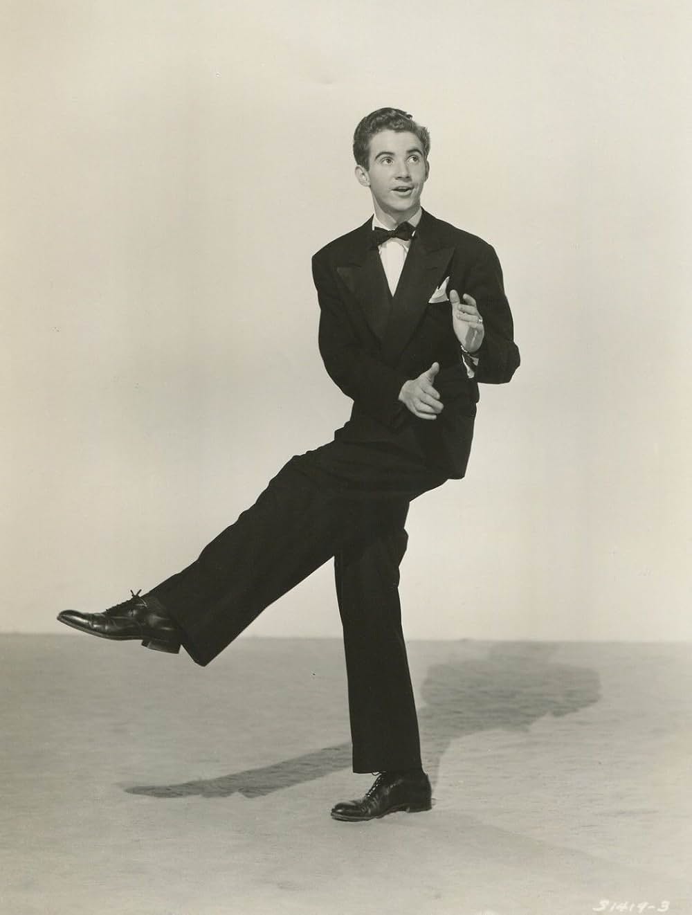 スイングの少女の画像