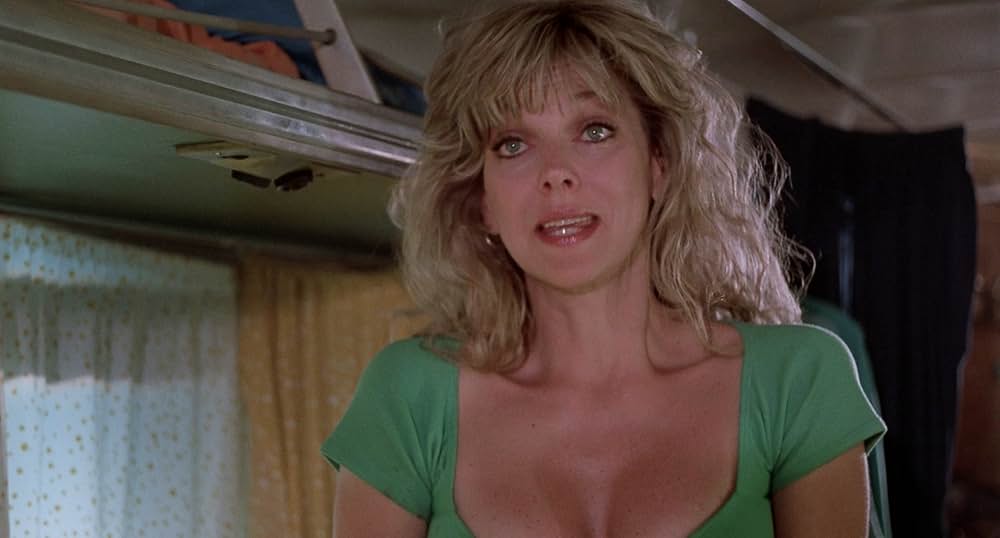 ねらわれた美女球団の画像