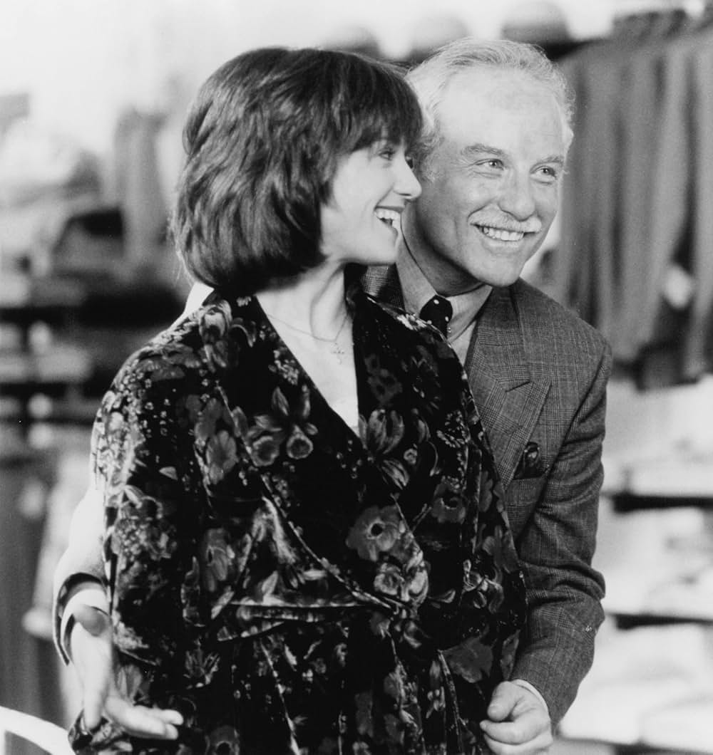 ワンス・アラウンドの画像