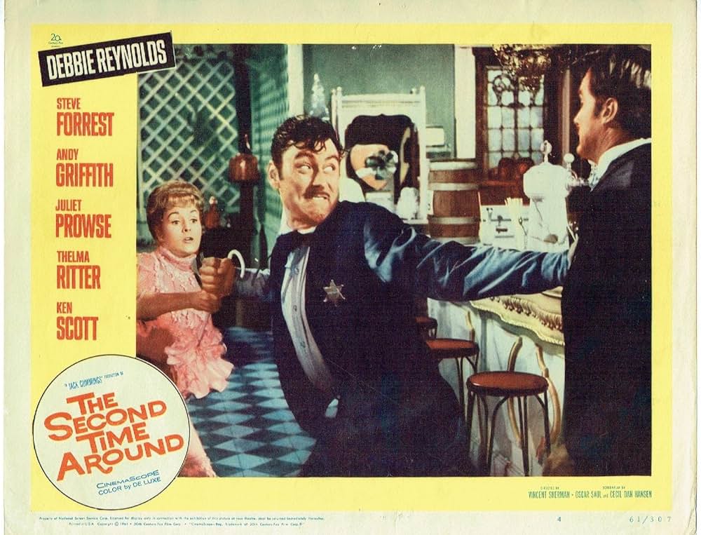 ママは二挺拳銃の画像