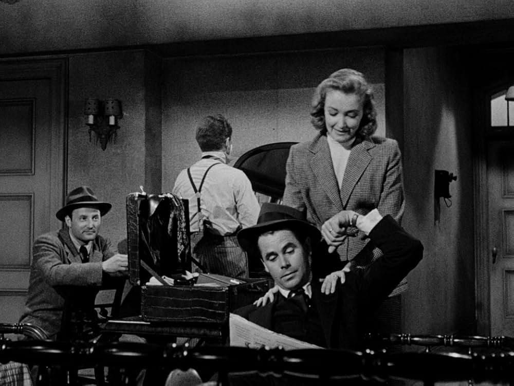 秘密調査員／秘密捜査官の画像