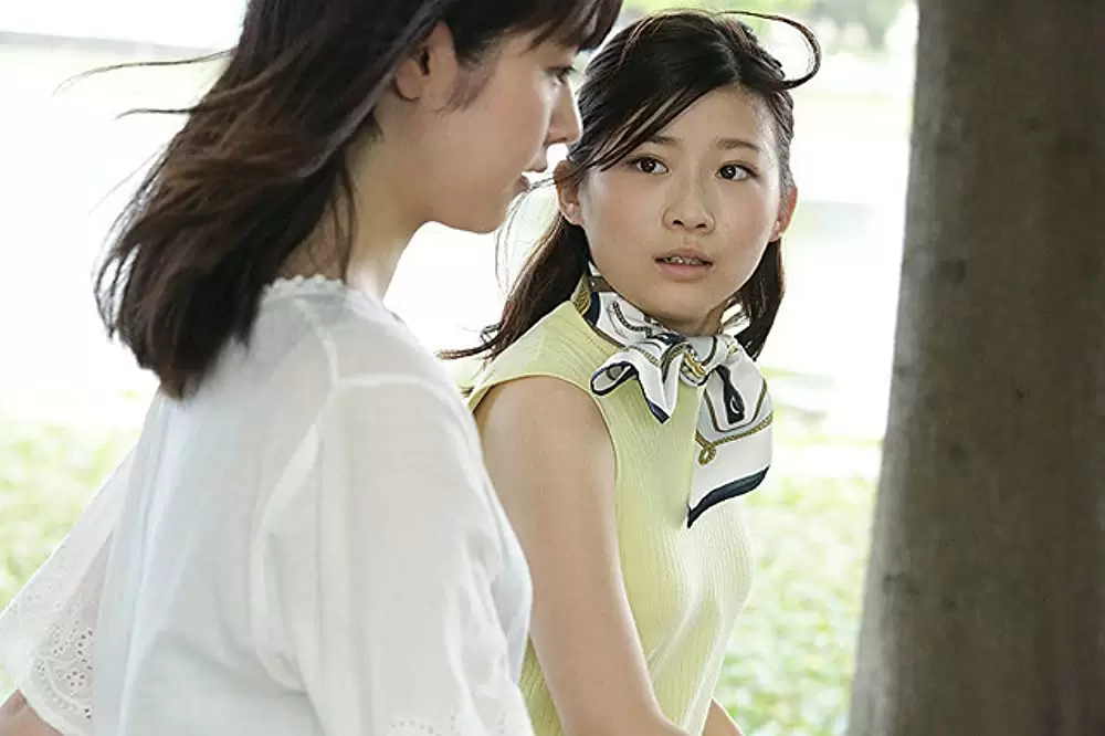 「寝ても覚めても」伊藤沙莉 & 唐田えりかの画像