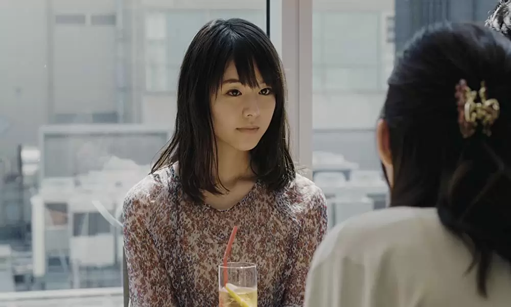 「寝ても覚めても」唐田えりかの画像