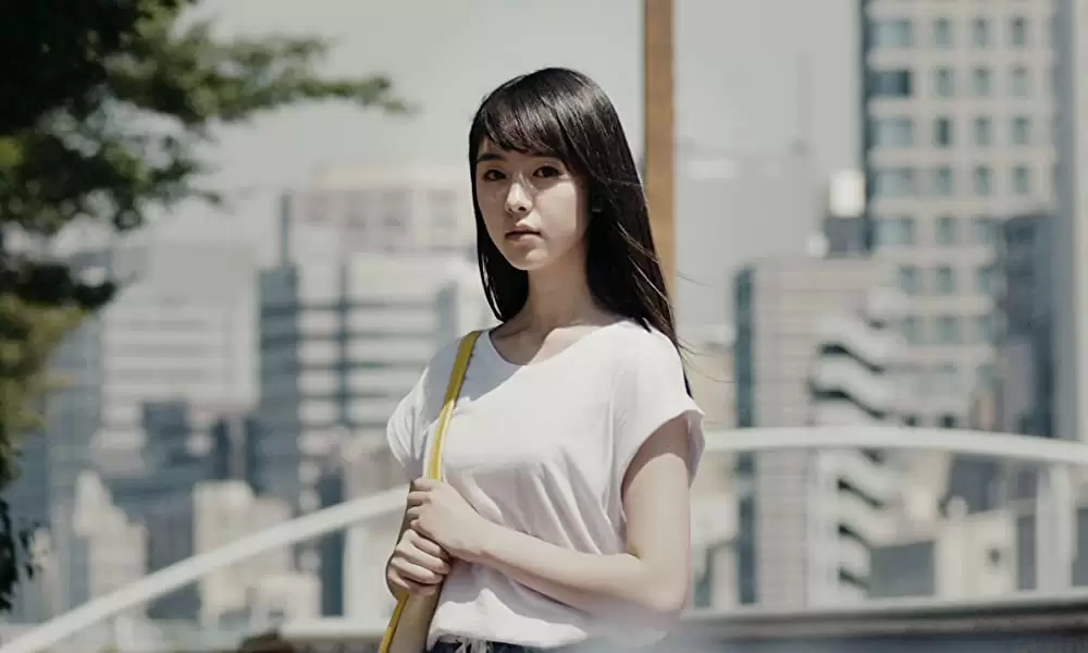 「寝ても覚めても」唐田えりかの画像