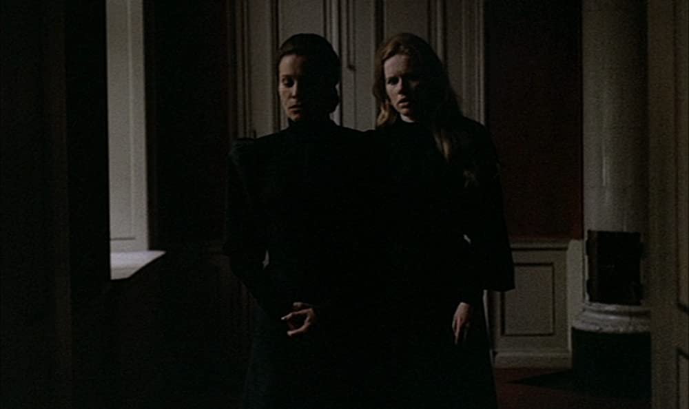 叫びとささやきの画像