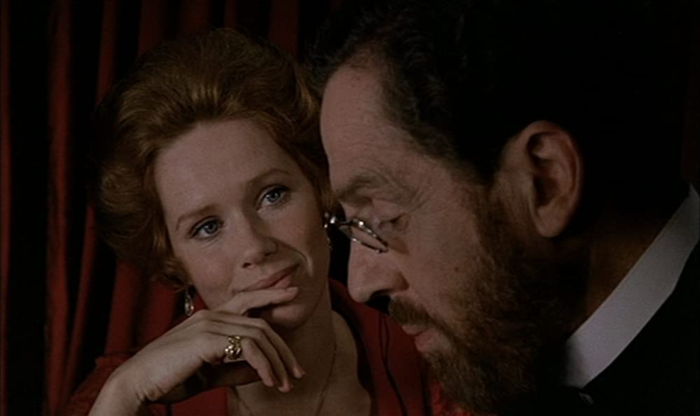 叫びとささやきの画像