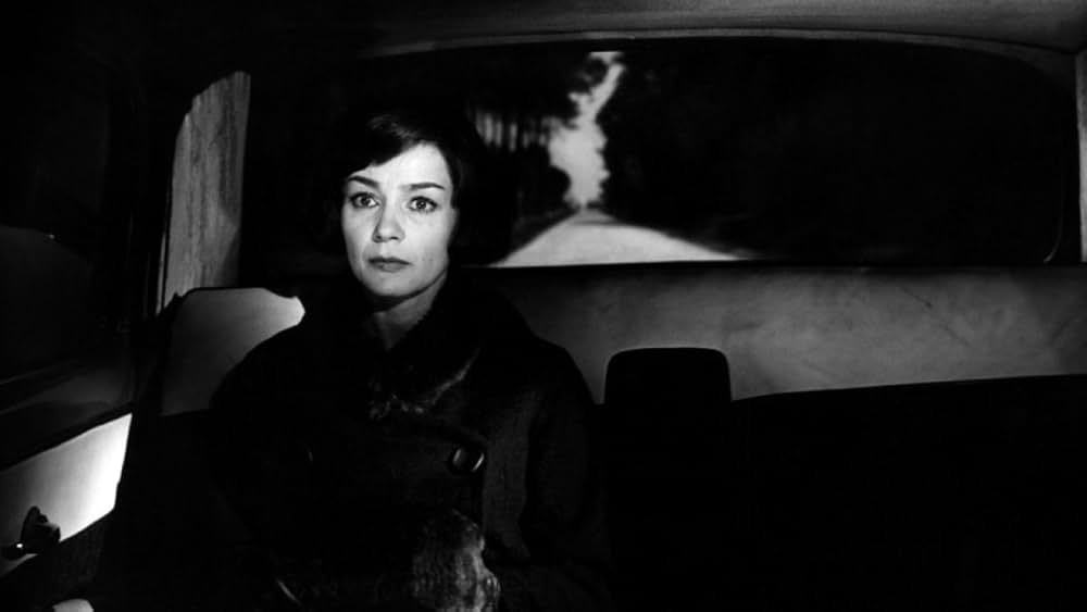 テレーズ・デスケルウの画像