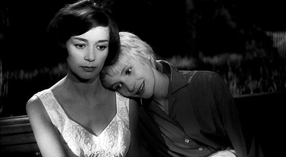 テレーズ・デスケルウの画像