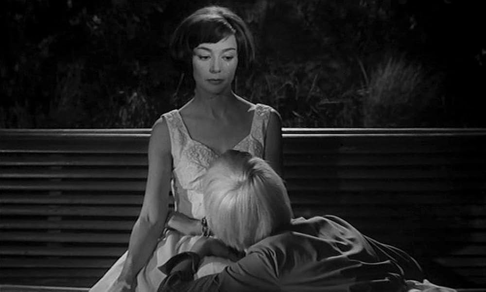 テレーズ・デスケルウの画像