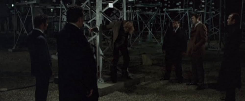 黒い警察の画像