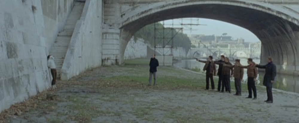 黒い警察の画像