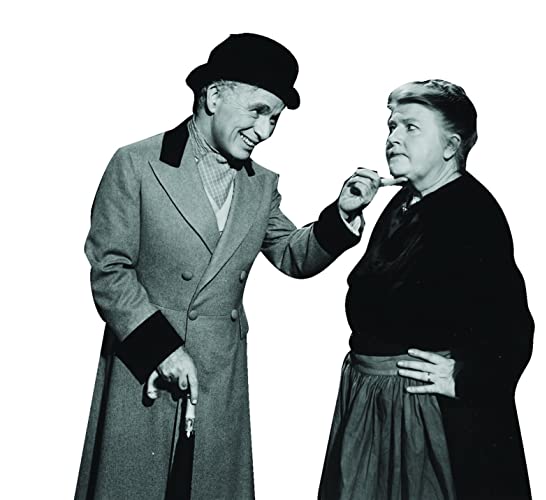 「ライムライト」チャールズ・スペンサー・チャップリン & Marjorie Bennettの画像