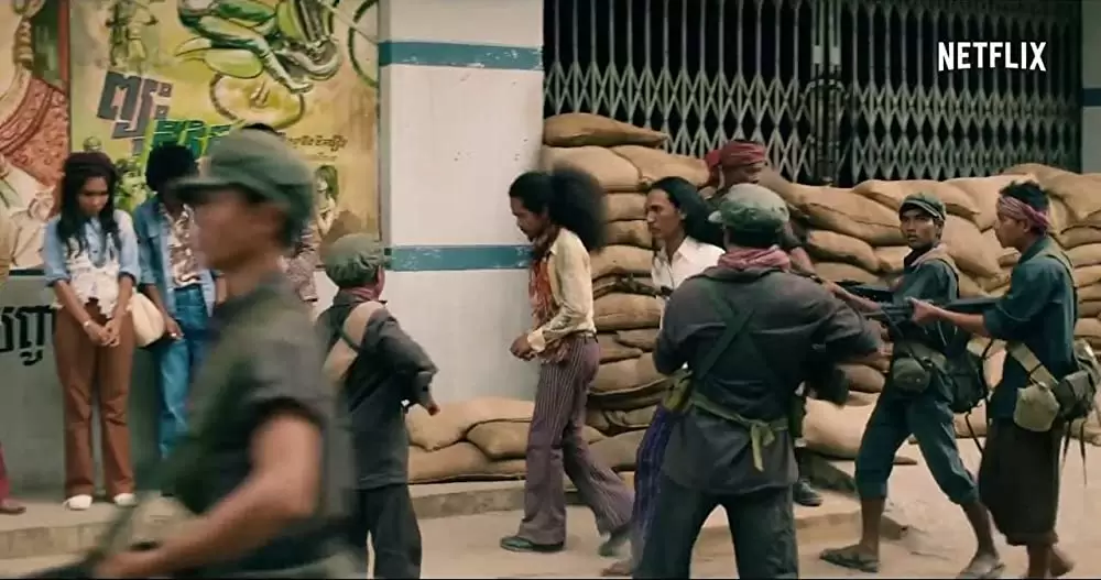 「最初に父が殺された」の画像