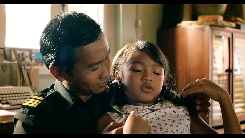 最初に父が殺されたの画像