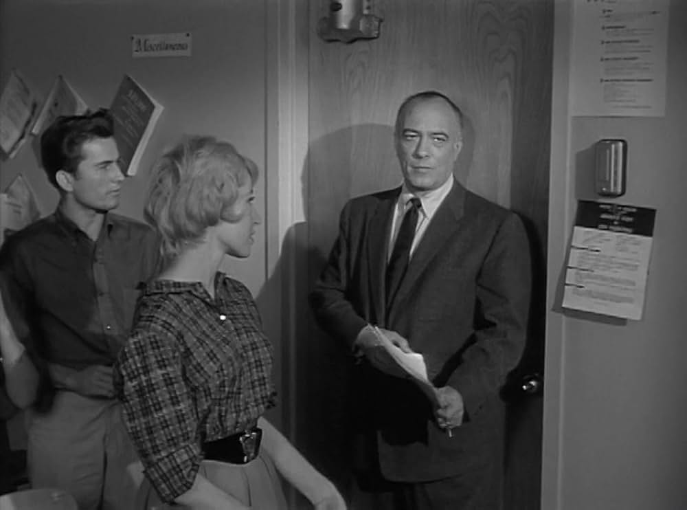 「嵐の学園」の画像