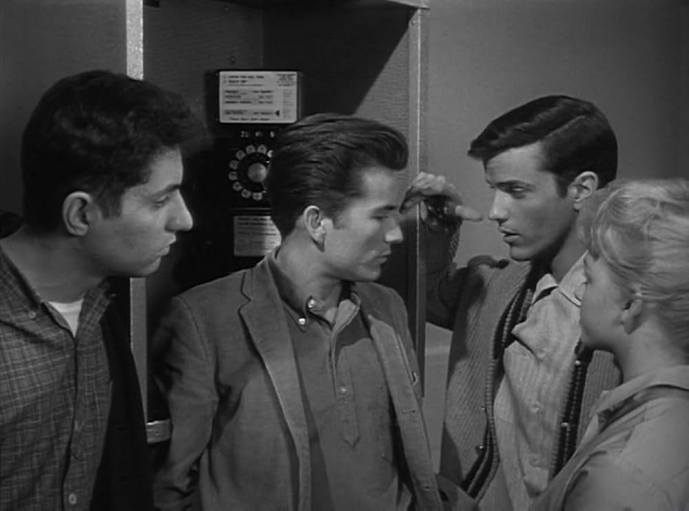 「嵐の学園」の画像