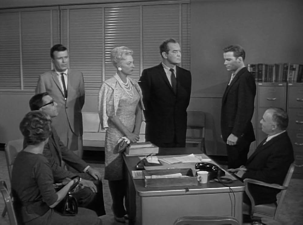 「嵐の学園」の画像