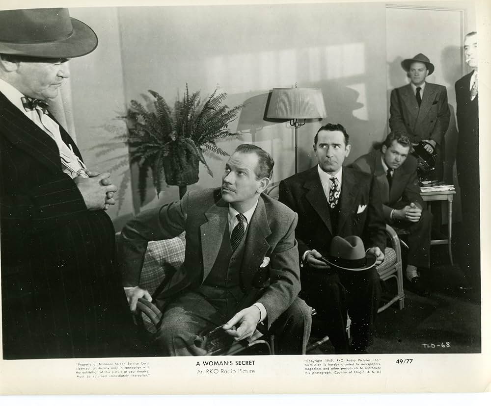 女の秘密の画像