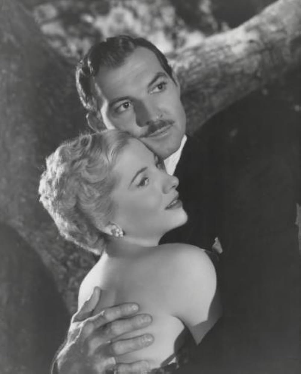 生まれながらの悪女の画像