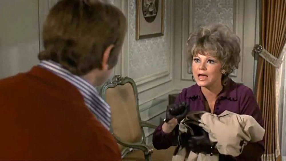 おかしなホテルの画像