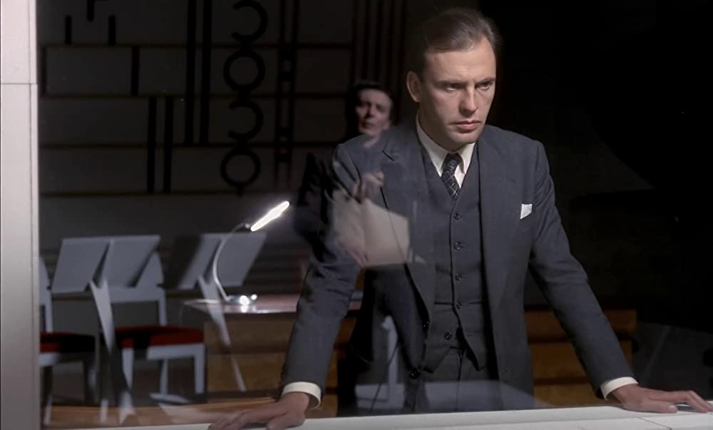 暗殺の森の画像