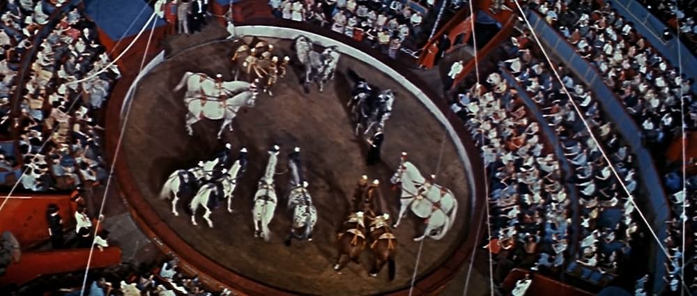 空中ぶらんこの画像