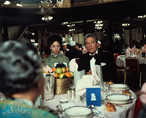 日曜日は別れの時の画像