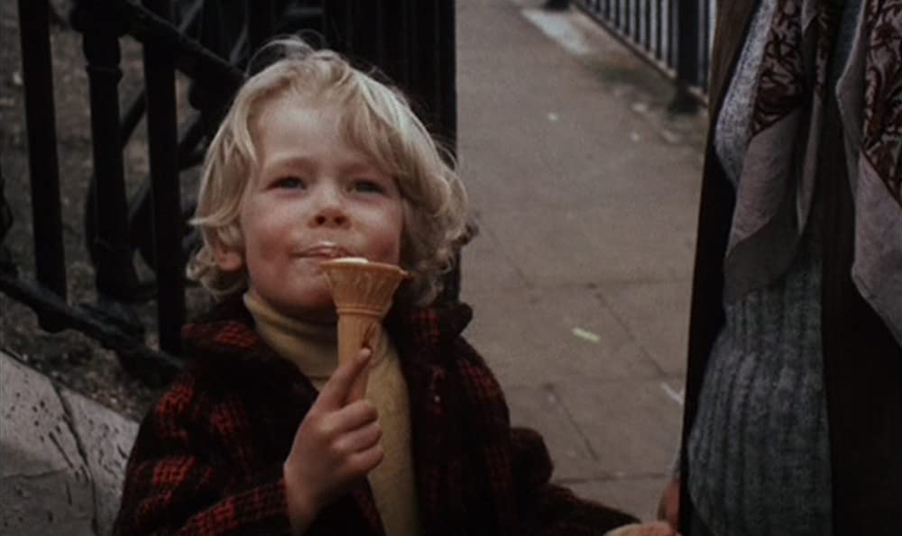 日曜日は別れの時の画像